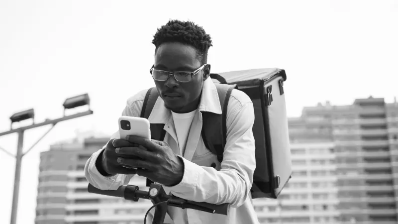 Driving, Delivering, Freelancing — and Broke: The Cash Flow Crisis Nobody Talks About in the Gig Economy